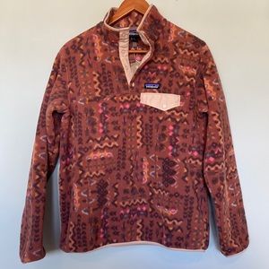 Beautiful brand new Patagonia fleece pull over